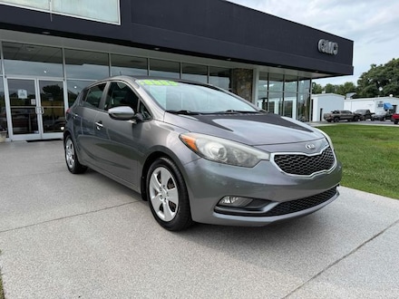 2016 Kia Forte LX FWD Hatchback