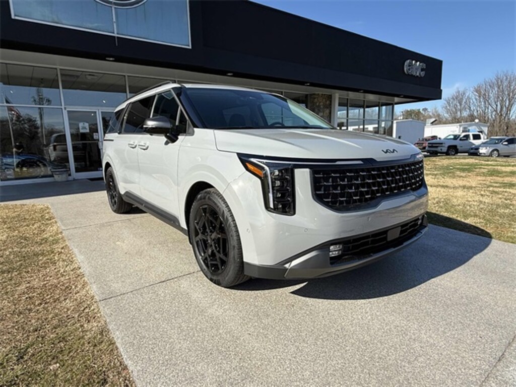 New 2026 Kia Carnival SX Van Passenger Van