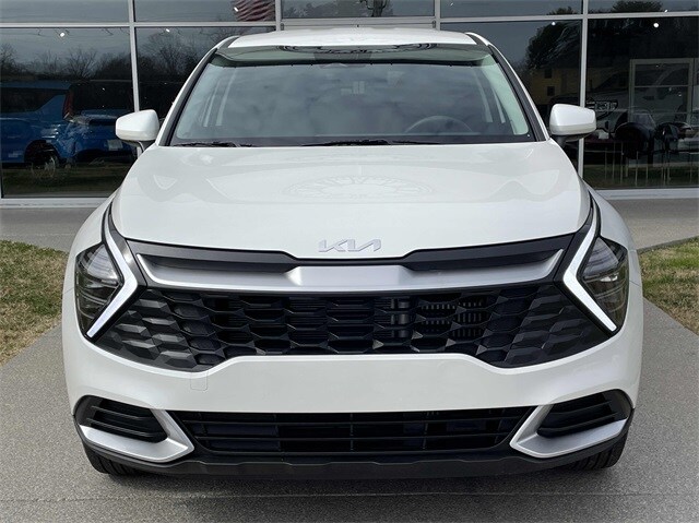 2025 Kia Sportage Hybrid LX photo 4
