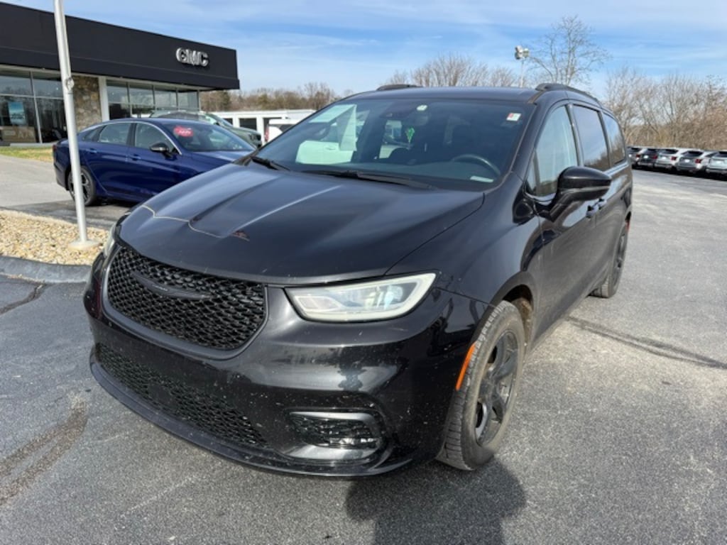 Used 2021 Chrysler Pacifica Touring Van Passenger Van