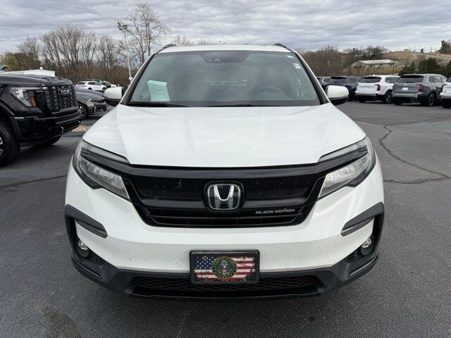 2021 Honda Pilot Black Edition photo 2