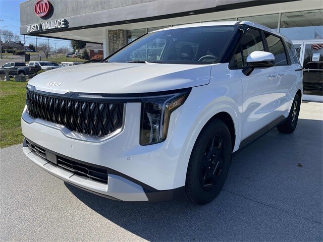 2026 Kia Carnival LXS photo 3