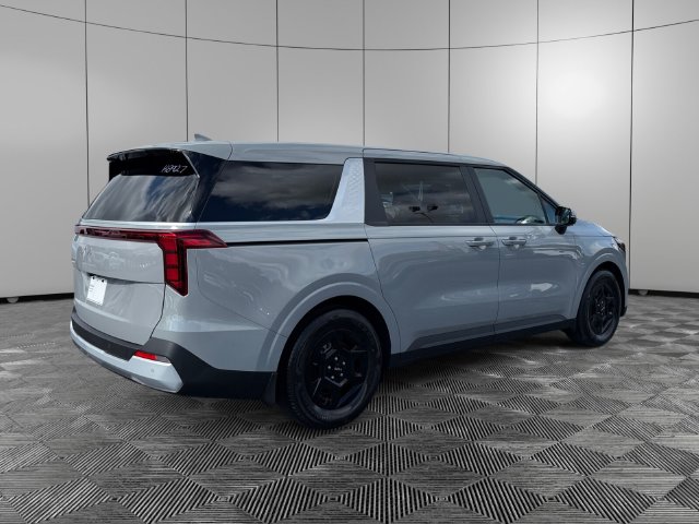 New 2027 Kia Carnival LXS Van Passenger Van