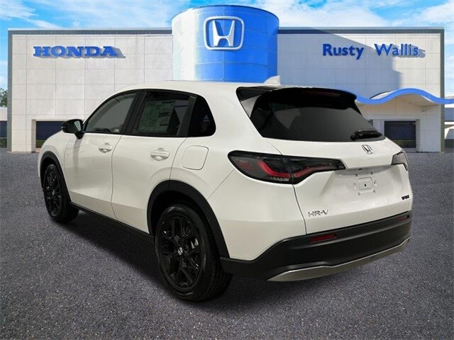 2025 Honda HR-V Sport photo 4