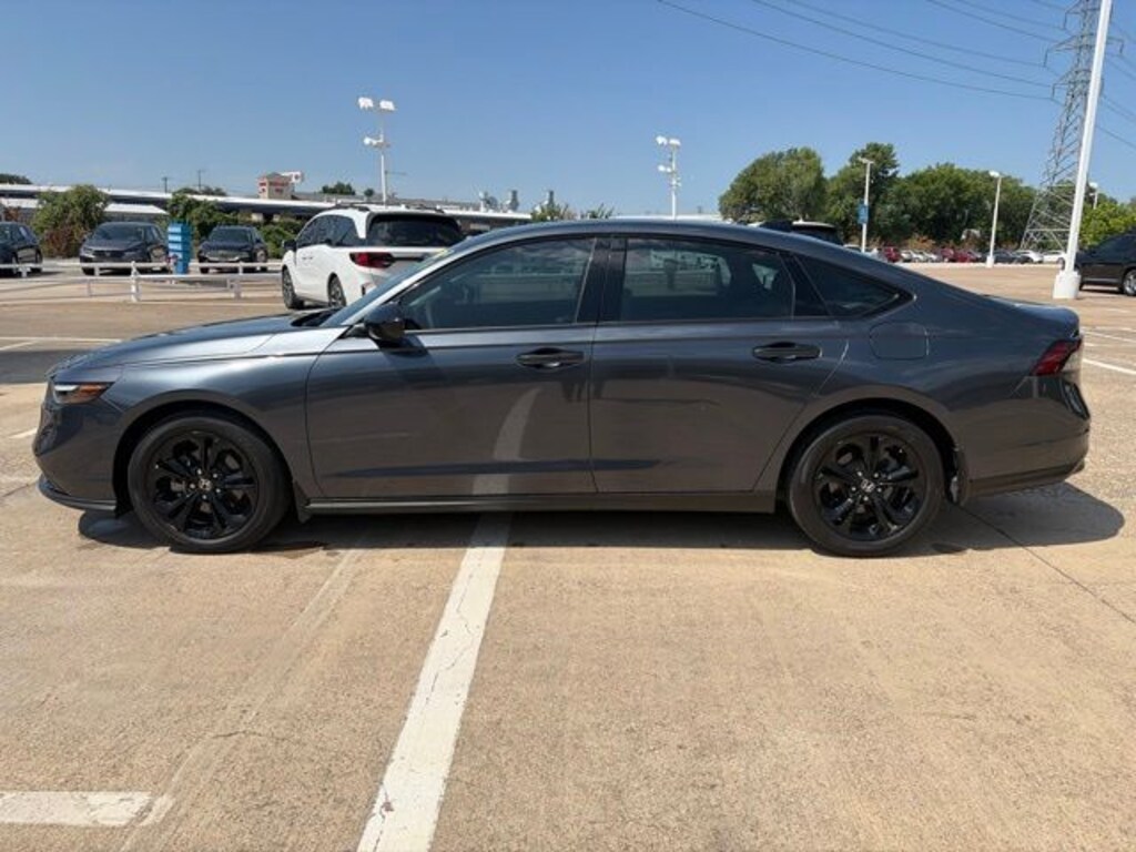 Used 2025 Honda Accord SE Sedan
