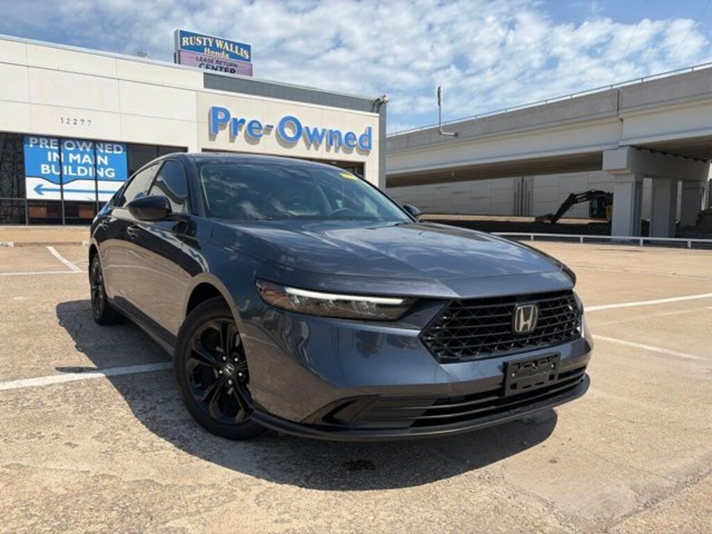 Used 2025 Honda Accord SE Sedan