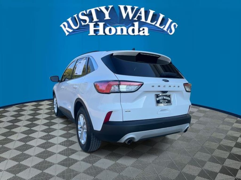 Used 2021 Ford Escape SE SUV