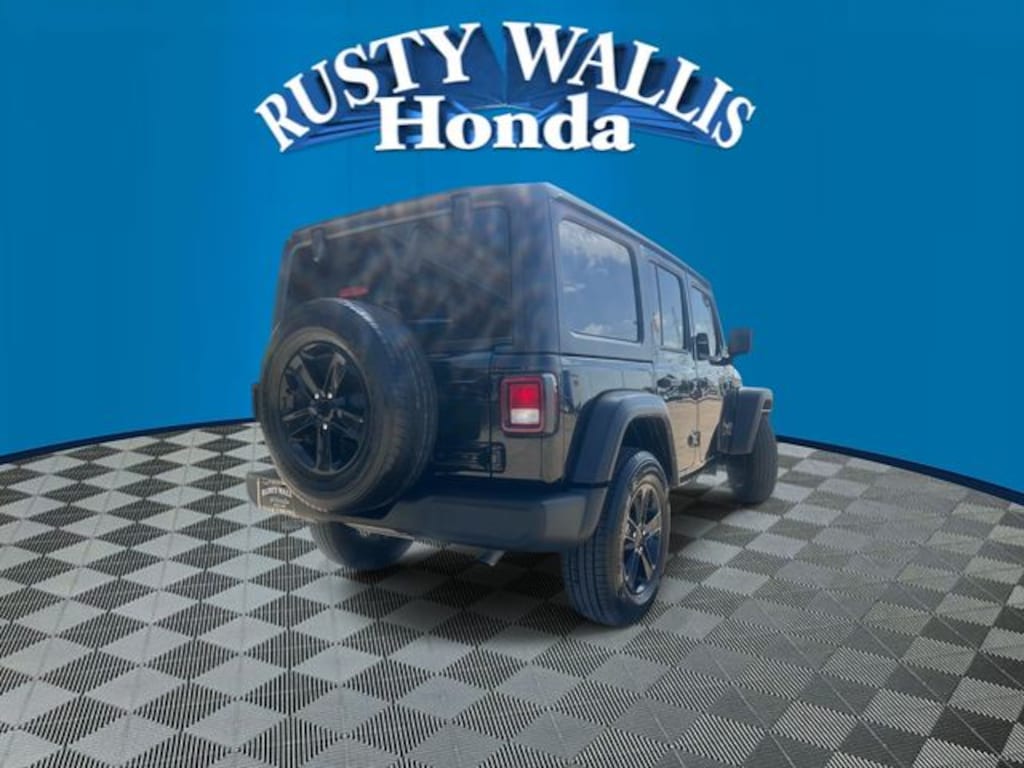 Used 2022 Jeep Wrangler Unlimited Sport Altitude SUV