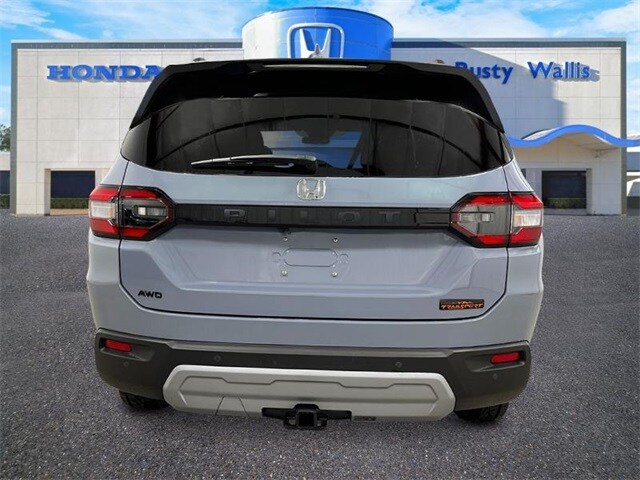 2025 Honda Pilot TrailSport photo 4