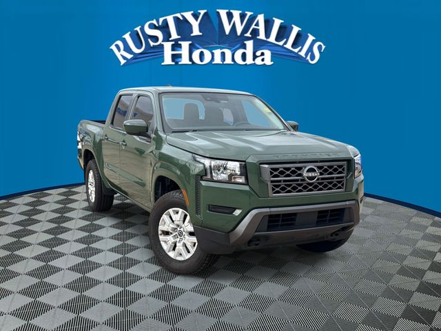 2022 Nissan Frontier SV Crew Cab 4X4 SWB's photo