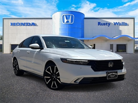2025 Honda Accord Hybrid Touring Sedan