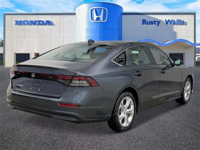 2025 Honda Accord LX photo 2