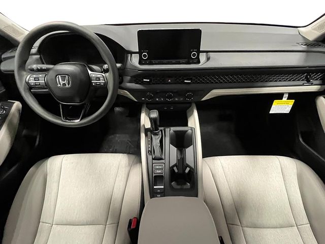 2025 Honda Accord SE - Photo 15