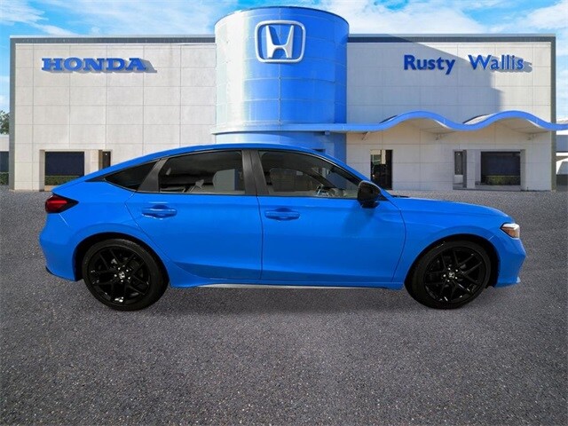 2026 Honda Civic Sport Hatchback photo 2