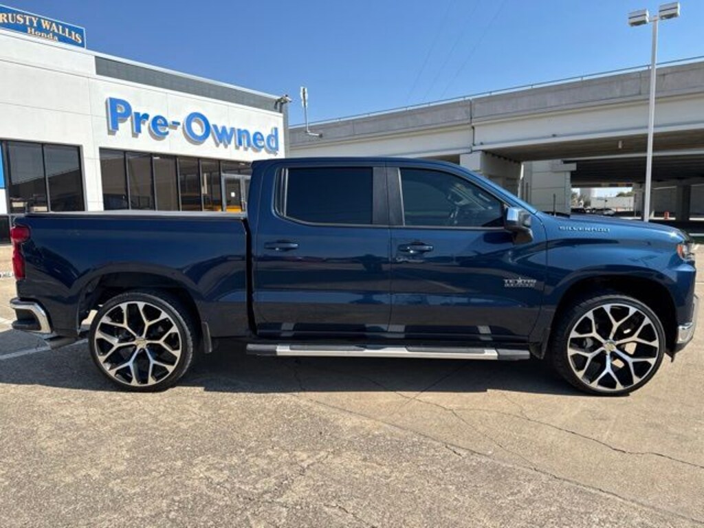 Used 2020 Chevrolet Silverado 1500 LT Truck