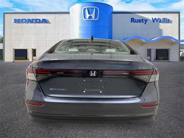 2025 Honda Accord SE photo 4