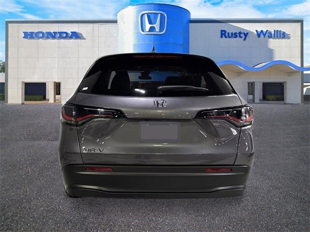 2026 Honda HR-V LX photo 2