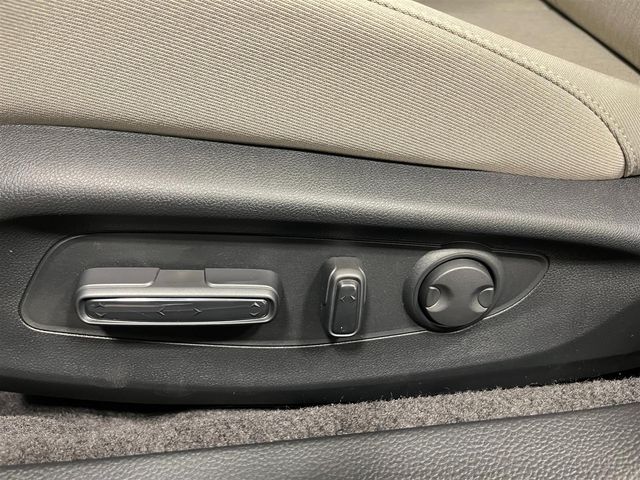 2025 Honda Accord SE - Photo 13