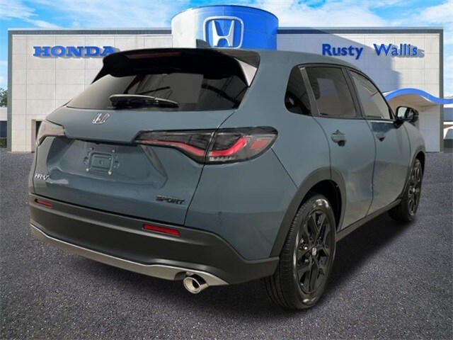 2025 Honda HR-V Sport photo 3