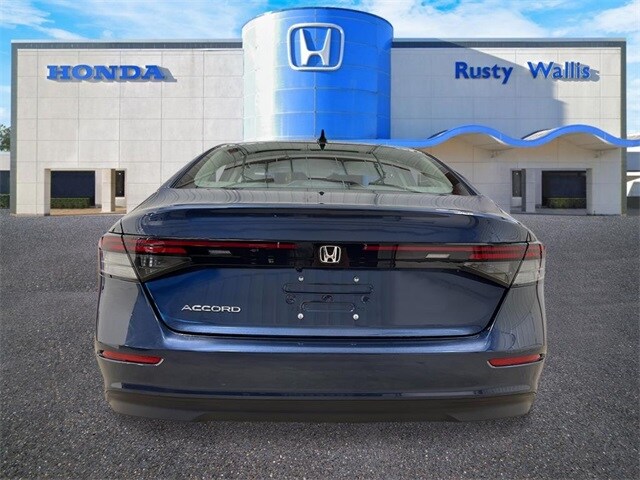 2025 Honda Accord SE photo 4