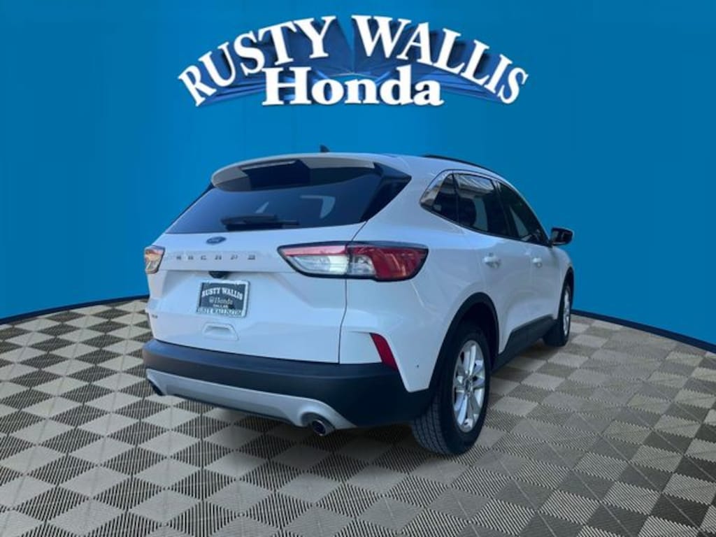 Used 2021 Ford Escape SE SUV