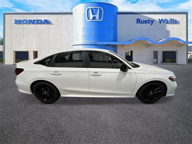 2026 Honda Civic Sport photo 2