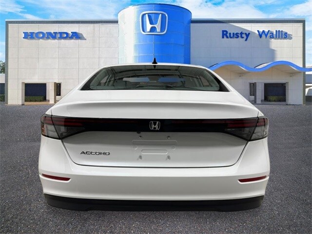 2025 Honda Accord SE photo 4