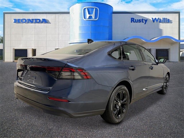 2025 Honda Accord SE photo 3