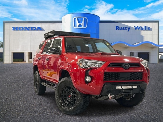 2020 Toyota 4Runner Venture's photo