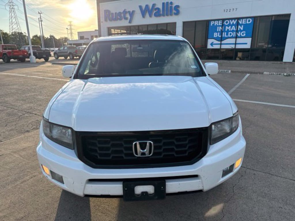 Used 2014 Honda Ridgeline SE Truck