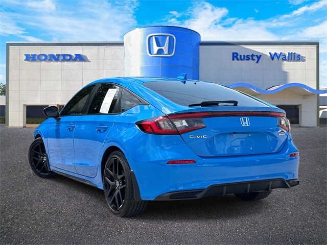 2022 Honda Civic Sport Hatchback photo 2