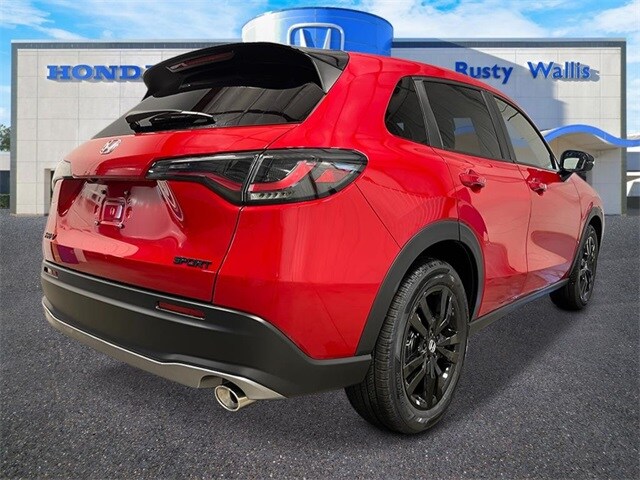 2026 Honda HR-V Sport photo 3