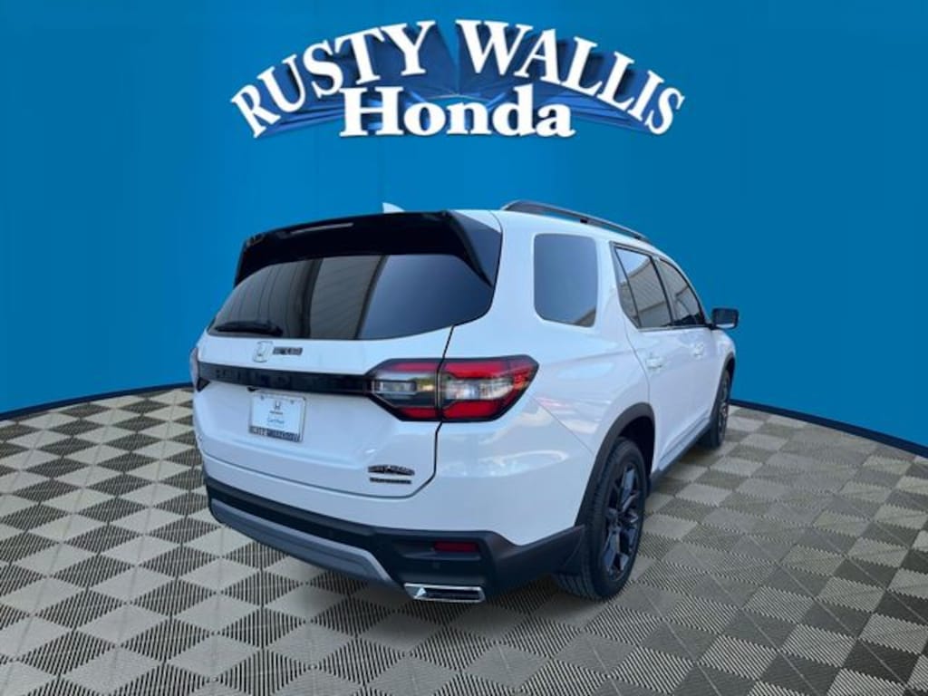 Certified 2025 Honda Pilot Touring+ SUV