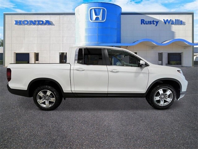 2025 Honda Ridgeline RTL photo 2
