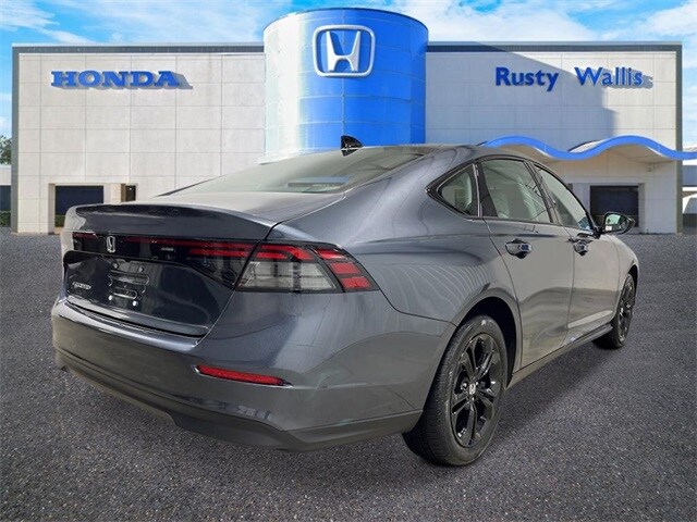 2025 Honda Accord SE photo 3