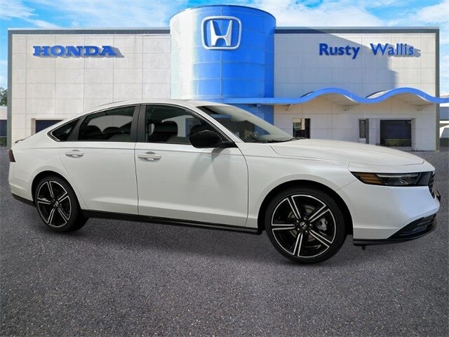 2025 Honda Accord Hybrid Sport photo 2