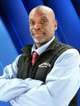 Staff member Leon Johnson from ID_cddac2
