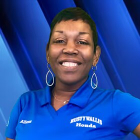 Staff member Alliona Carroll from ID_cddac2