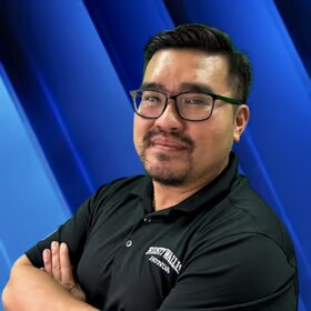 Staff member Tin Tran from ID_bbfb9a