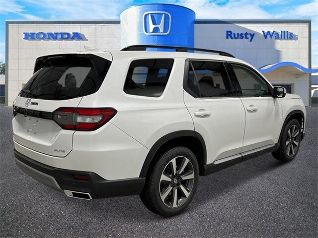 2025 Honda Pilot Elite photo 3