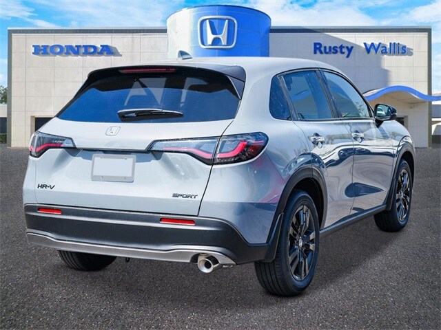 2026 Honda HR-V Sport photo 2