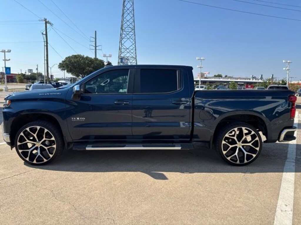 Used 2020 Chevrolet Silverado 1500 LT Truck