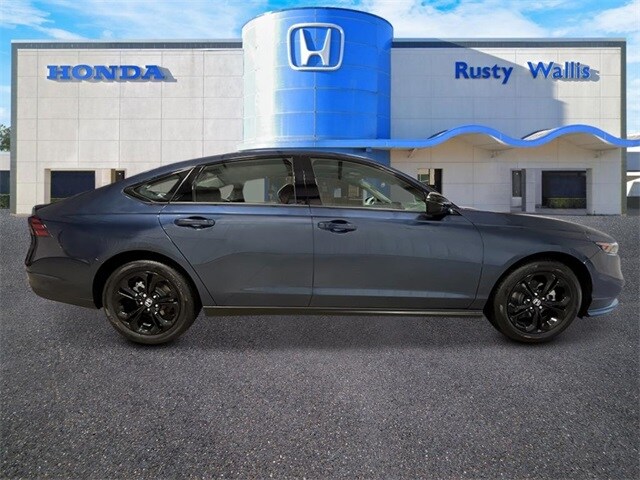 2025 Honda Accord SE photo 2