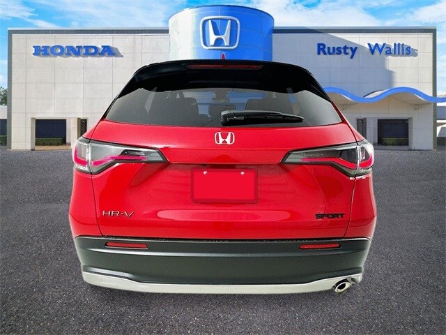 2026 Honda HR-V Sport photo 4