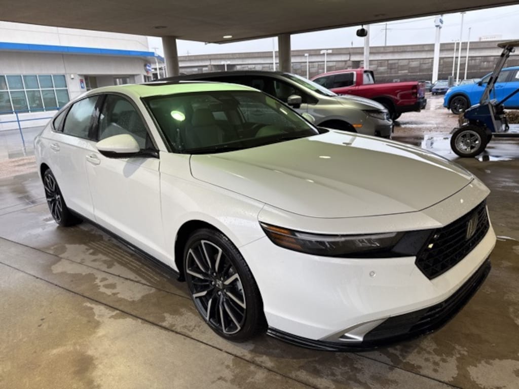 Used 2025 Honda Accord Hybrid Touring Sedan