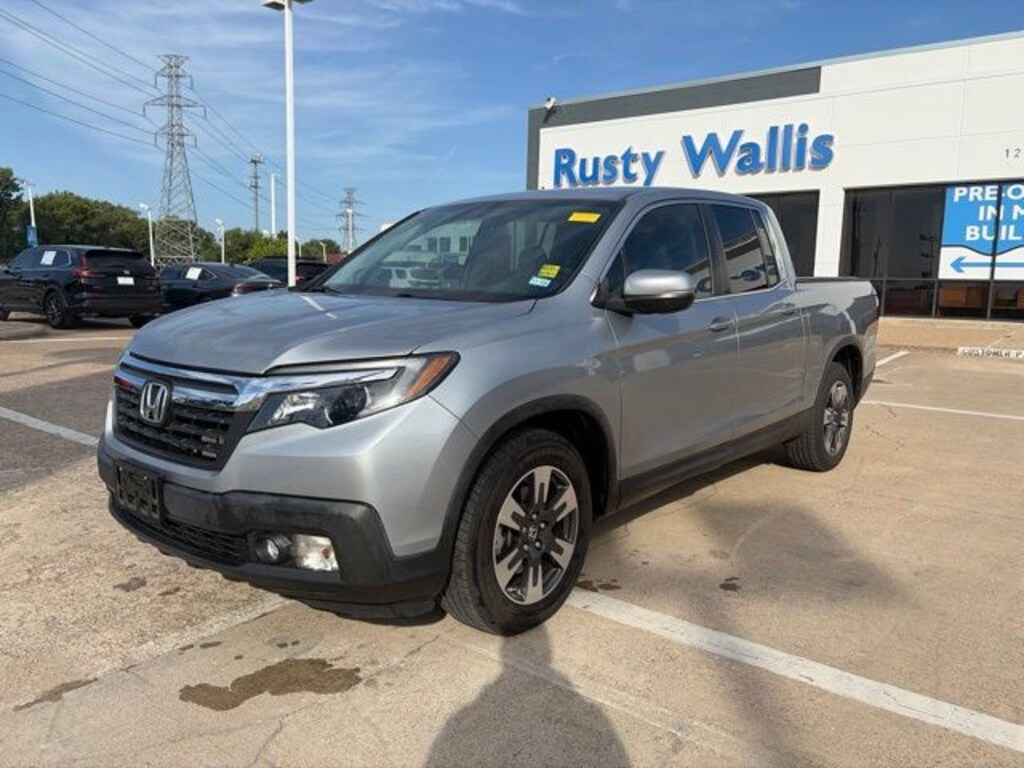 Used 2017 Honda Ridgeline RTL Truck