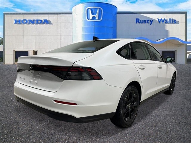 2025 Honda Accord SE photo 2