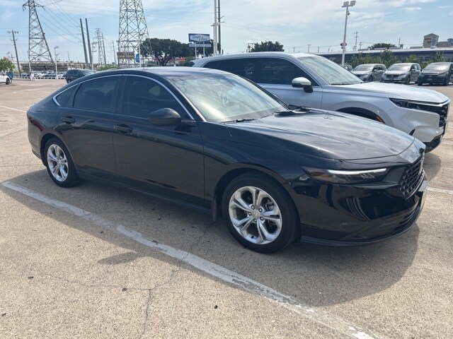 2024 Honda Accord LX photo 2