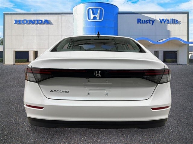 2025 Honda Accord SE photo 3