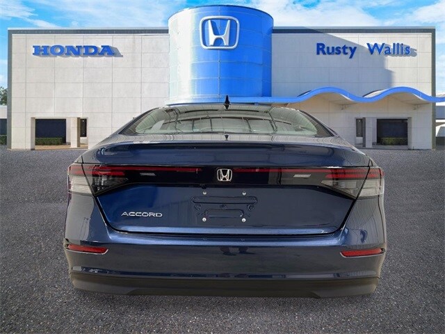 2025 Honda Accord SE photo 4